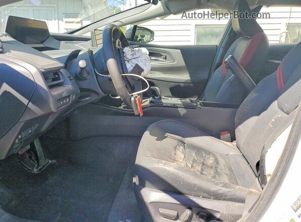 JTDACACU4R3036639 2024 TOYOTA PRIUS White Սալոնի դիմացի տեսք
