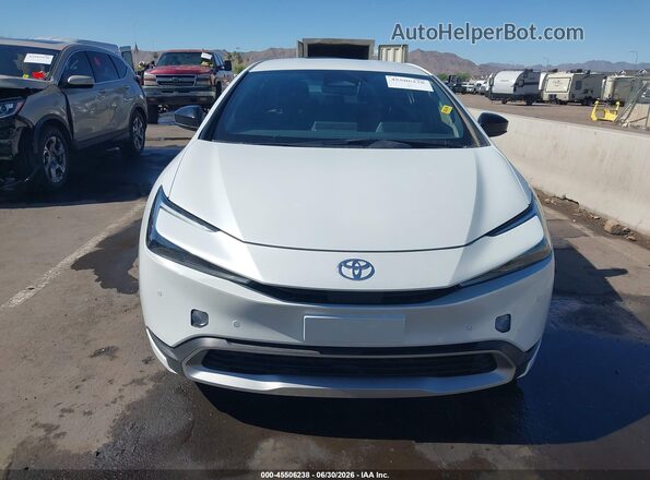 JTDACACU4T3059264 2026 TOYOTA PRIUS PLUG-IN HYBRID White Widok z przodu
