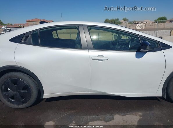 JTDACACU4T3059264 2026 TOYOTA PRIUS PLUG-IN HYBRID White Widok wnętrza z tyłu