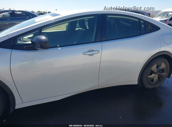 JTDACACU4T3059264 2026 TOYOTA PRIUS PLUG-IN HYBRID White Widok wnętrza 360 stopni