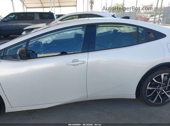 JTDACACU8T3062670 2026 TOYOTA PRIUS PLUG-IN HYBRID White სალონის 360-გრადუსიანი ხედი