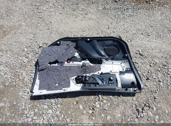 JTDADABU0R3014989 2024 TOYOTA PRIUS Silver ხელსაწყოთა პანელის ხედი