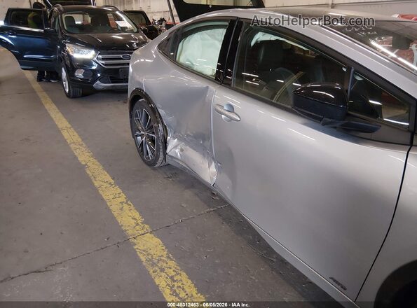 JTDADABU2S3030763 2025 TOYOTA PRIUS Silver Դիմացի տեսք