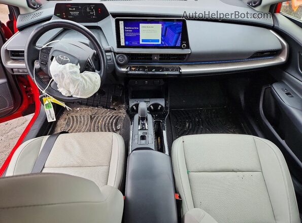 JTDADABU7R3008476 2024 TOYOTA PRIUS Красный Вид панели приборов