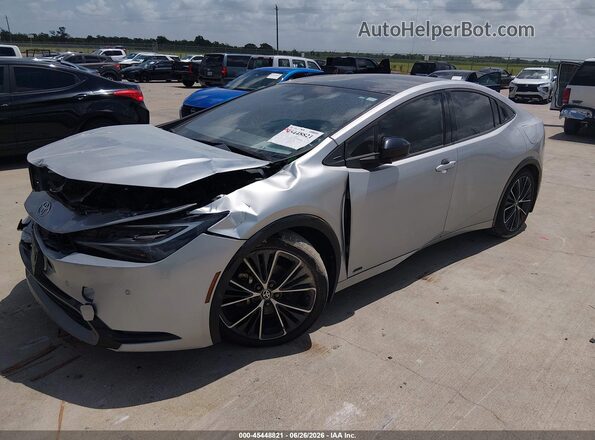 JTDADABU7R3010048 2024 TOYOTA PRIUS Gray წინა მარცხენა ხედი სამი მეოთხედიდან