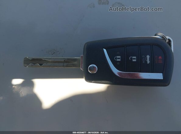 JTDB4MEE0R3024139 2024 TOYOTA COROLLA White 