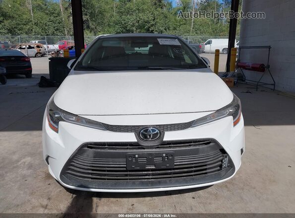 JTDB4MEE5T3041056 2026 TOYOTA COROLLA White Widok wnętrza z tyłu