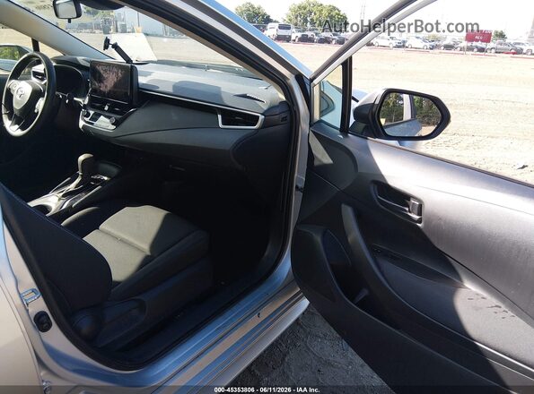 JTDBCMFE2R3033359 2024 TOYOTA COROLLA Silver Front interior view