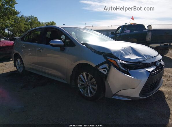 JTDBCMFE2R3033359 2024 TOYOTA COROLLA Silver Front view