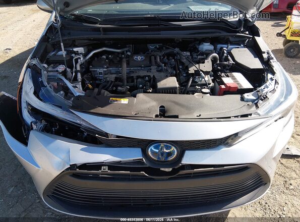 JTDBCMFE2R3033359 2024 TOYOTA COROLLA Silver Rear view