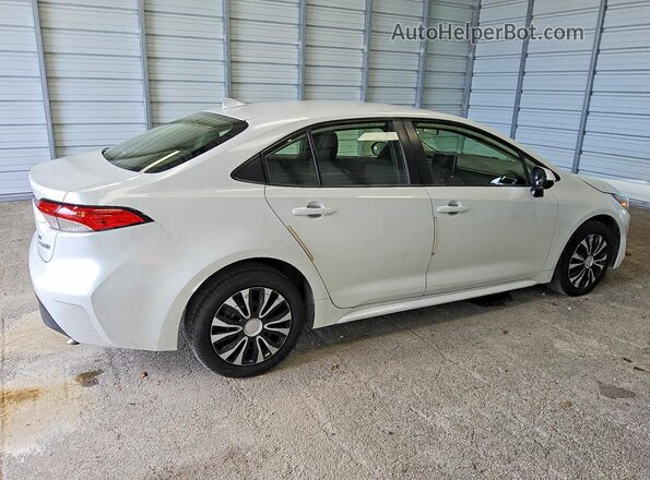 JTDBCMFE2RJ015987 2024 TOYOTA COROLLA White 