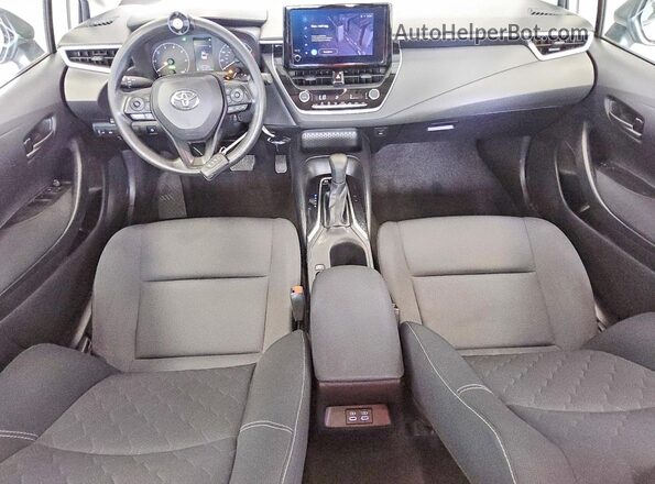 JTDBCMFE2RJ015987 2024 TOYOTA COROLLA White 