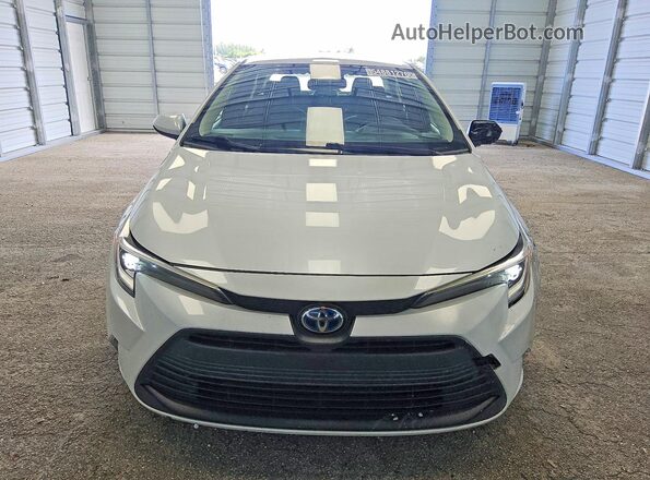 JTDBCMFE2RJ015987 2024 TOYOTA COROLLA White 