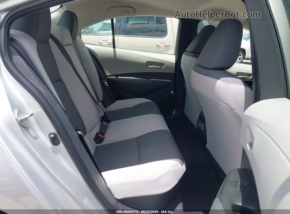 JTDBCMFE2T3113042 2026 TOYOTA COROLLA HYBRID Silver VIN կոդի պիտակի տեսք