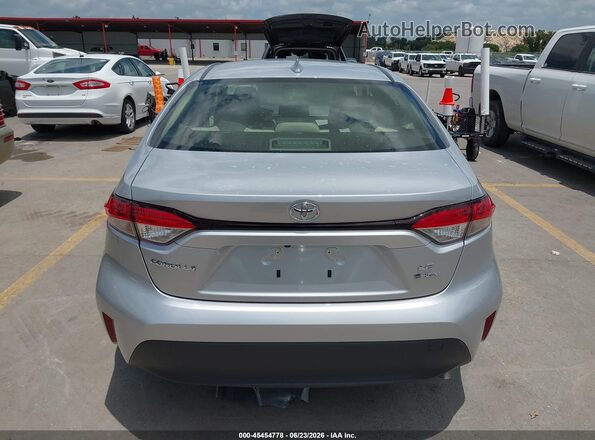 JTDBCMFE2T3113042 2026 TOYOTA COROLLA HYBRID Silver 