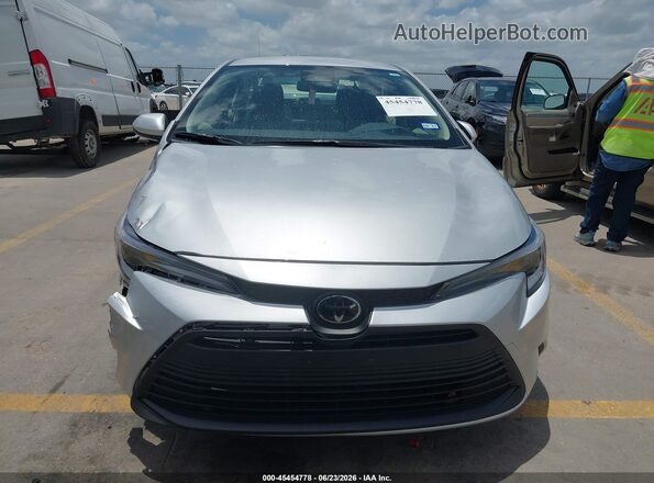 JTDBCMFE2T3113042 2026 TOYOTA COROLLA HYBRID Silver Սարքավորումների վահանակի տեսք