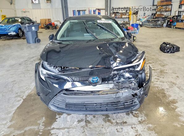 JTDBCMFE4S3072136 2025 TOYOTA COROLLA Black Widok z przodu