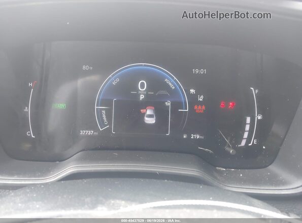 JTDBCMFE5T3124553 2026 TOYOTA COROLLA HYBRID Maroon Вид задніх сидінь