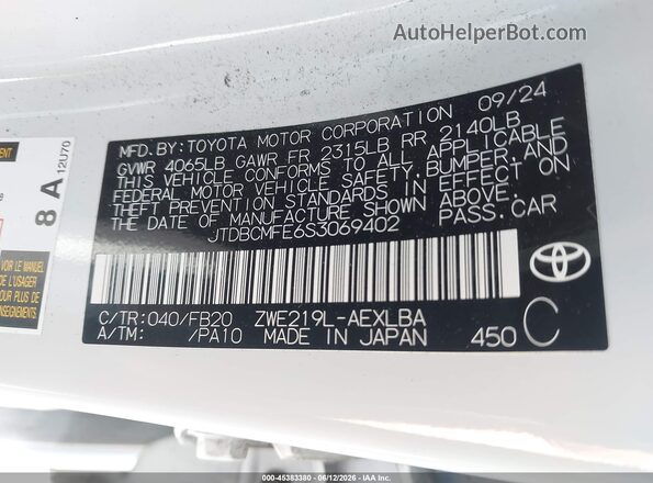 JTDBCMFE6S3069402 2025 TOYOTA COROLLA White Engine compartment view