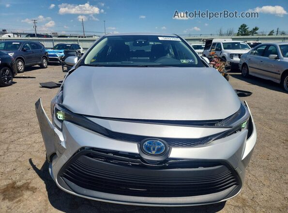 JTDBCMFE8S3099162 2025 TOYOTA COROLLA Silver Front view