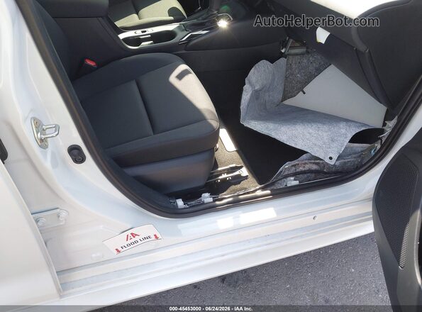 JTDBCMFEXSJ045616 2025 TOYOTA COROLLA White Սալոնի հետևի տեսք