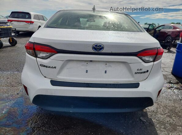 JTDBDMHE5R3008160 2024 TOYOTA COROLLA White Հետևի տեսք