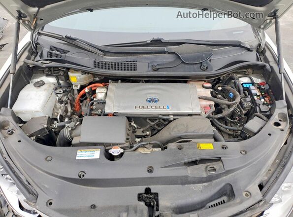 JTDBVRBD1HA002053 2017 TOYOTA MIRAI Silver Widok wnętrza z tyłu