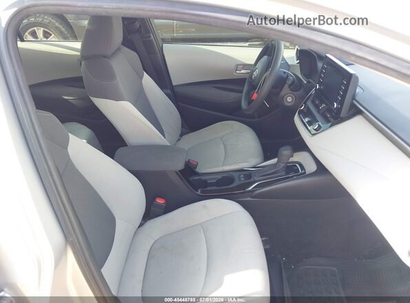 JTDDPRAE0LJ076263 2020 TOYOTA COROLLA Серебряный Вид салона спереди