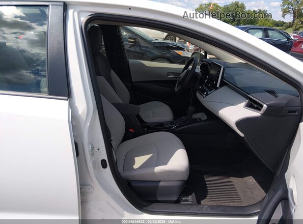 JTDEAMDE3MJ022042 2021 TOYOTA COROLLA Белый Вид салона спереди