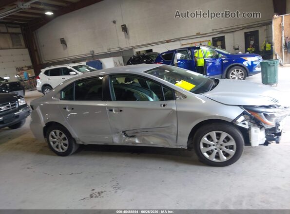 JTDEPMAE2N3015933 2022 TOYOTA COROLLA Silver Vista interior de 360 grados