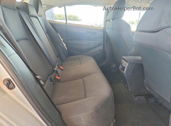 JTDEPMAE5N3018065 2022 TOYOTA COROLLA Silver 