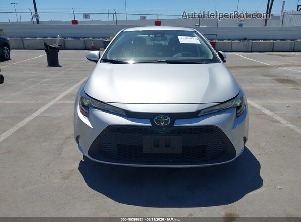 JTDEPMAE9MJ148019 2021 TOYOTA COROLLA Silver Vista del cuadro de instrumentos