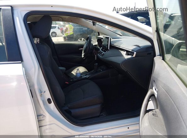 JTDEPRAE8LJ030779 2020 TOYOTA COROLLA White Front interior view