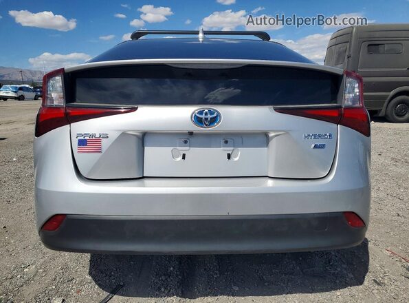 JTDKAMFU5M3139715 2021 TOYOTA PRIUS Серебряный Вид сзади