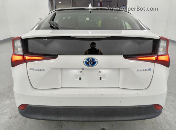 JTDKAMFU5M3148396 2021 TOYOTA PRIUS White 