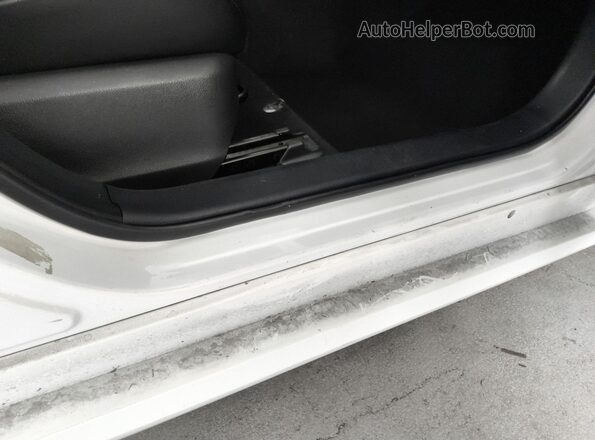JTDKAMFU5M3148396 2021 TOYOTA PRIUS White 
