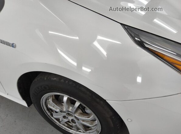 JTDKAMFU5M3148396 2021 TOYOTA PRIUS White 