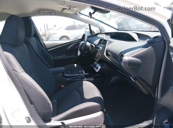 JTDKARFP0H3001903 2017 TOYOTA PRIUS PRIME White Front interior view
