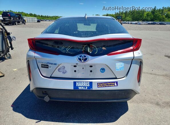 JTDKARFP2J3076303 2018 TOYOTA PRIUS Silver უკანა ხედი