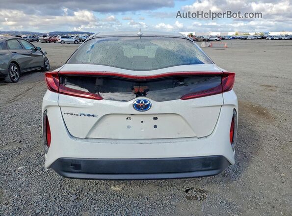 JTDKARFP2L3159412 2020 TOYOTA PRIUS Белый Вид сзади