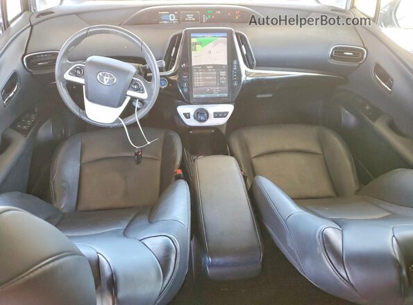 JTDKARFP3H3056331 2017 TOYOTA PRIUS Silver Вид панелі приладів