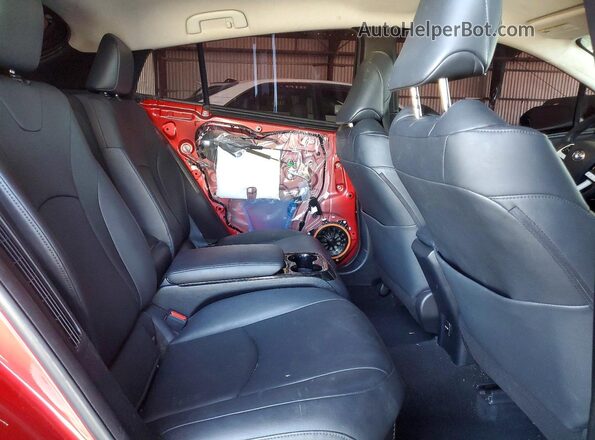 JTDKARFP4H3001290 2017 TOYOTA PRIUS Red Widok tylnych siedzeń
