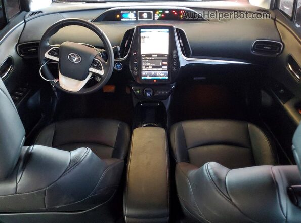 JTDKARFP4H3001290 2017 TOYOTA PRIUS Red Widok deski rozdzielczej