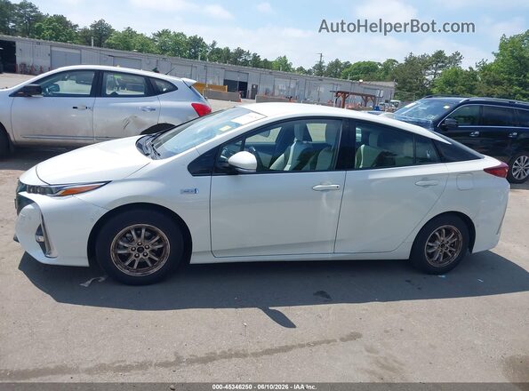 JTDKARFP4H3008434 2017 TOYOTA PRIUS PRIME White 