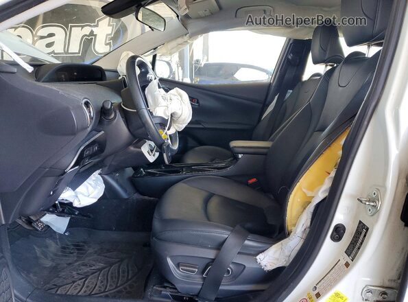 JTDKARFP4H3042924 2017 TOYOTA PRIUS White Widok wnętrza z przodu