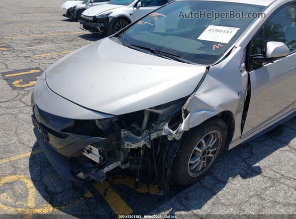 JTDKARFP6H3003171 2017 TOYOTA PRIUS PRIME Gold Front view