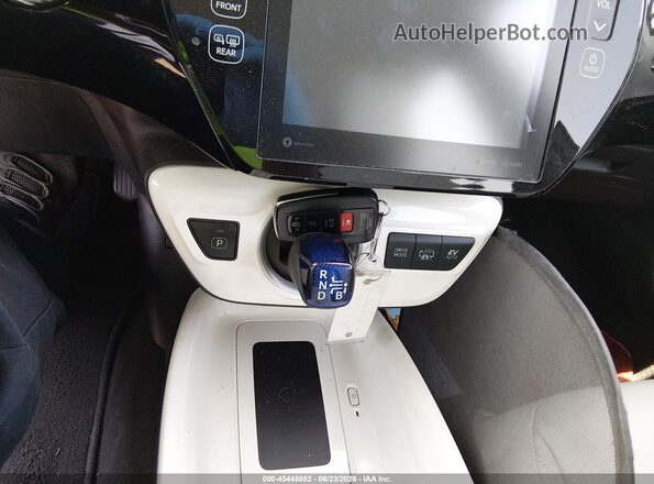 JTDKARFP7H3038821 2017 TOYOTA PRIUS PRIME Burgundy Widok deski rozdzielczej