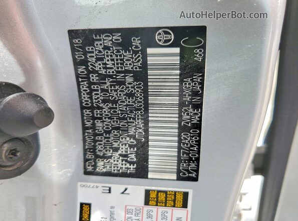 JTDKARFP8J3068903 2018 TOYOTA PRIUS Silver Շարժիչի բաժամունքի տեսք