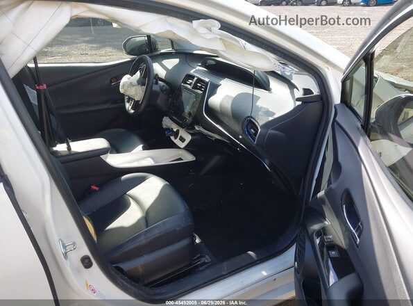 JTDKARFU1G3002899 2016 TOYOTA PRIUS White Вид салону спереду