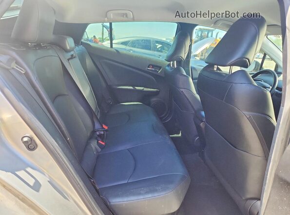 JTDKARFU2H3036741 2017 TOYOTA PRIUS Silver Widok tylnych siedzeń